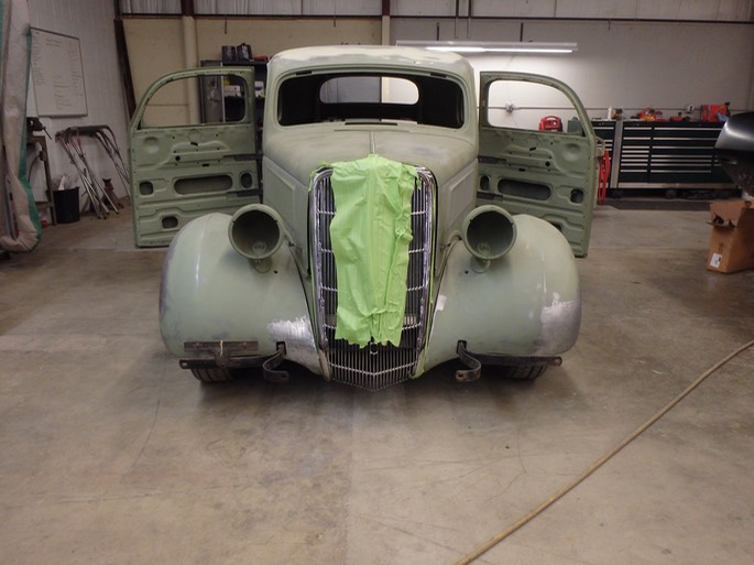 1935 Ford Coupe - Headlight mockup