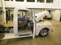 1951 Ford F1 Truck - 001