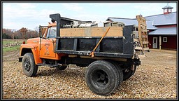 1977 IHC Loadstar 1700 4x4 Dump Truck - 31
